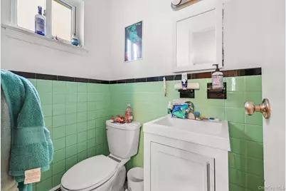 124 Scott Avenue, Yonkers, NY 10704 - Photo 11