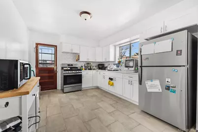 124 Scott Avenue, Yonkers, NY 10704 - Photo 19