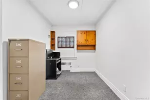 43-24 Morgan St, Little Neck, NY 11363 - Photo 27