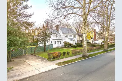 43-24 Morgan Street, Little Neck, NY 11363 - Photo 43