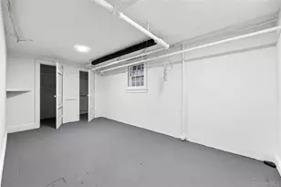 43-24 Morgan St, Little Neck, NY 11363 - Photo 23