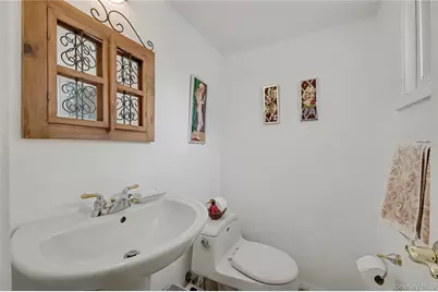 4 Bethal Lane, Commack, NY 11725 - Photo 23