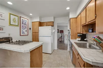 4 Bethal Lane, Commack, NY 11725 - Photo 13