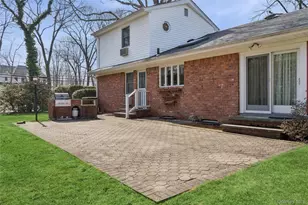 65 Drohan St, Huntington, NY 11743 - Photo 25