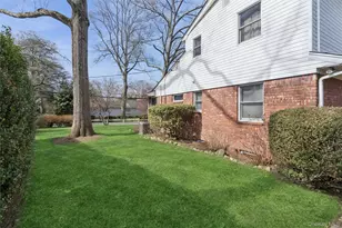 65 Drohan St, Huntington, NY 11743 - Photo 27