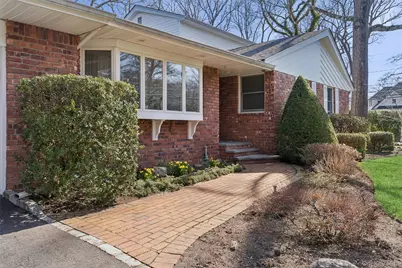 65 Drohan Street, Huntington, NY 11743 - Photo 3