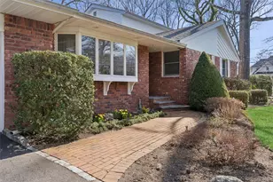 65 Drohan St, Huntington, NY 11743 - Photo 3