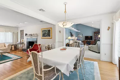 65 Drohan Street, Huntington, NY 11743 - Photo 15