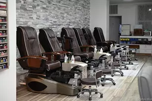 6727 13th Ave, Brooklyn, NY 11219 - Photo 5