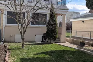 116 Gavin St, Yonkers, NY 10701 - Photo 3