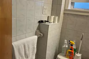 116 Gavin St, Yonkers, NY 10701 - Photo 7