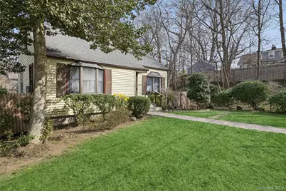 7 Hazelwood Place, Huntington, NY 11743 - Photo 1