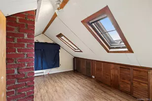 7 Hazelwood Pl, Huntington, NY 11743 - Photo 17