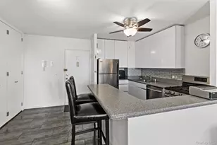 345 E 93rd St, New York, NY 10128 - Photo 9