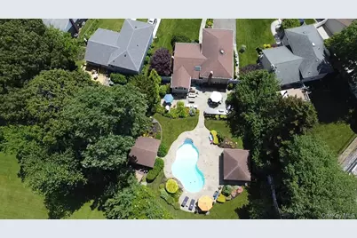 14 Townsend Place, Syosset, NY 11791 - Photo 41
