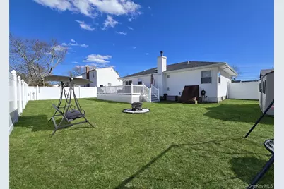 31 Stanley Drive, Shirley, NY 11967 - Photo 15