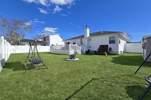 31 Stanley Dr, Shirley, NY 11967 - Photo 15