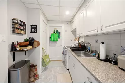 23 Forsythe Place #1, Newburgh, NY 12550 - Photo 3