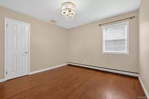 9 Oxford Court, Wheatley Heights, NY 11798 - Photo 31