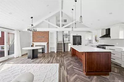 14 Suydam Drive, Melville, NY 11747 - Photo 3