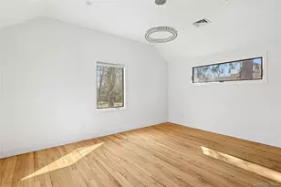 14 Suydam Dr, Melville, NY 11747 - Photo 9