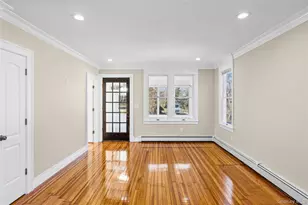 19 Milburn Rd, Sound Beach, NY 11789 - Photo 9