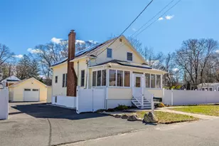 19 Milburn Rd, Sound Beach, NY 11789 - Photo 47