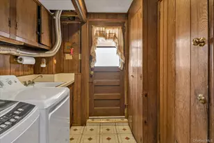 2263 Cameron Ave, Merrick, NY 11566 - Photo 15