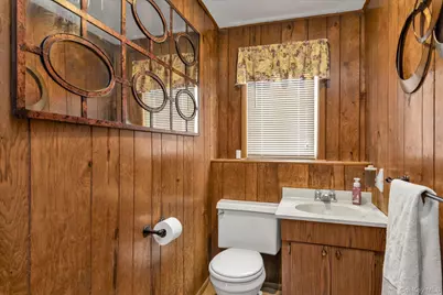 2263 Cameron Avenue, Merrick, NY 11566 - Photo 9