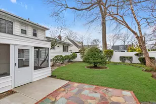 2263 Cameron Ave, Merrick, NY 11566 - Photo 19