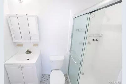240-27 69th Avenue, Douglaston, NY 11362 - Photo 5