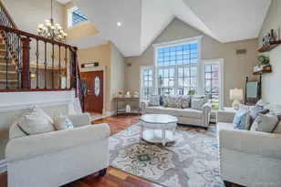 8 Kimberly Ct, Manorville, NY 11949 - Photo 15