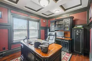 8 Kimberly Ct, Manorville, NY 11949 - Photo 21