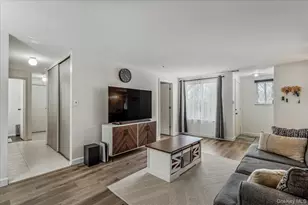 199 Skyline Dr, Coram, NY 11727 - Photo 9