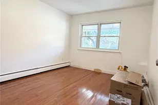 2024 Strang Ave, Bronx, NY 10466 - Photo 5