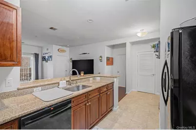 935 Tower Ridge Circle, Middletown, NY 10941 - Photo 9