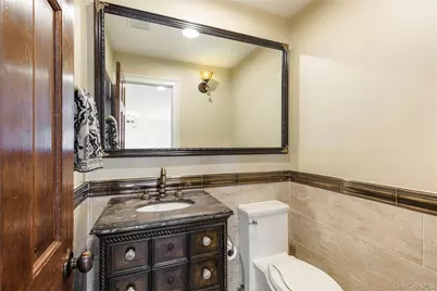 2904 Riverside Drive, Wantagh, NY 11793 - Photo 9