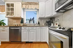 3937 Kingsberry Rd, Seaford, NY 11783 - Photo 19