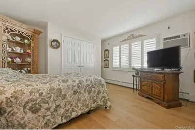 3937 Kingsberry Road, Seaford, NY 11783 - Photo 13