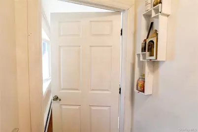 156 Lampman Avenue #1, Port Ewen, NY 12466 - Photo 3