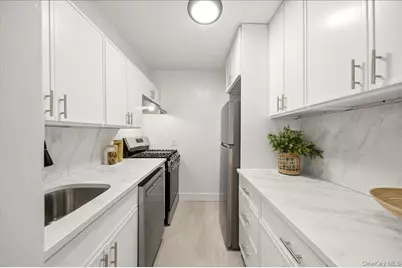 610 Waring Avenue #2H, Bronx, NY 10467 - Photo 15