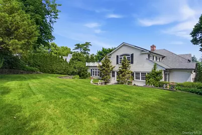 2 Shore Drive, Manhasset, NY 11030 - Photo 39