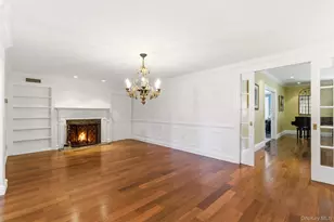 2 Shore Dr, Manhasset, NY 11030 - Photo 9