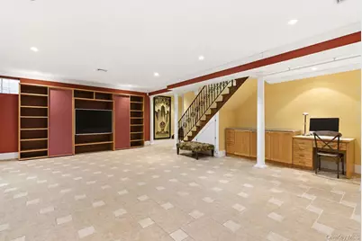 2 Shore Drive, Manhasset, NY 11030 - Photo 33