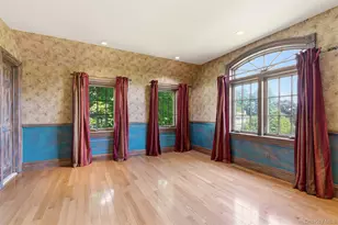 2 Shore Dr, Manhasset, NY 11030 - Photo 23