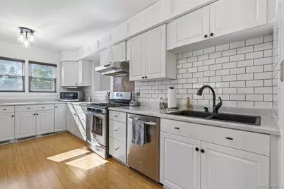 11 Dennard Road, Hauppauge, NY 11788 - Photo 3