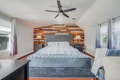 183 Old Country Road, Speonk, NY 11972 - Photo 17