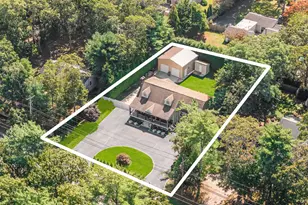 183 Old Country Rd, Speonk, NY 11972 - Photo 41