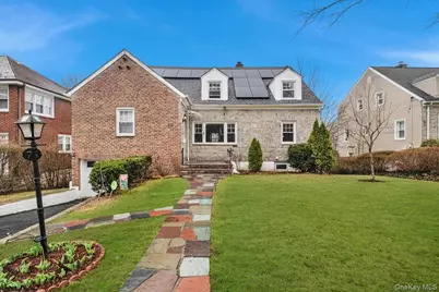 75 Oakland Avenue, Tuckahoe, NY 10707 - Photo 1