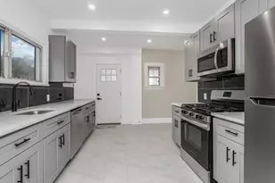 219 S 2nd Ave, Mount Vernon, NY 10550 - Photo 17